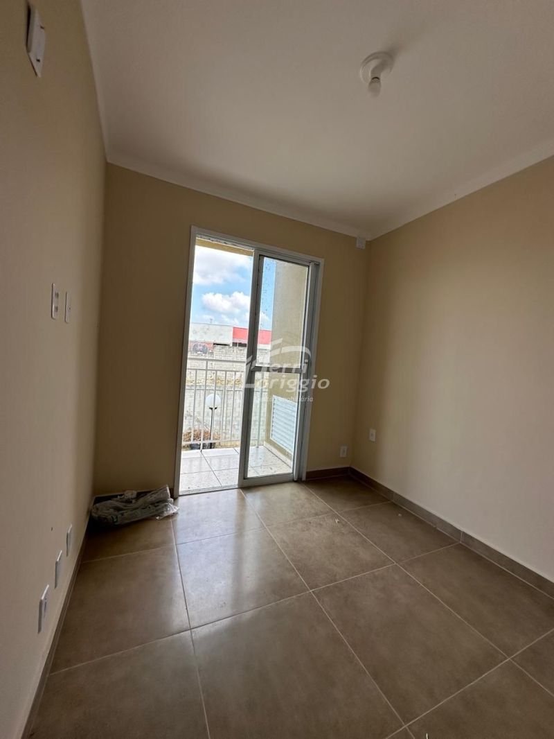 Casa com 2 quartos e 2 banheiros para alugar no bairro Santa Luzia, Guaratingueta
