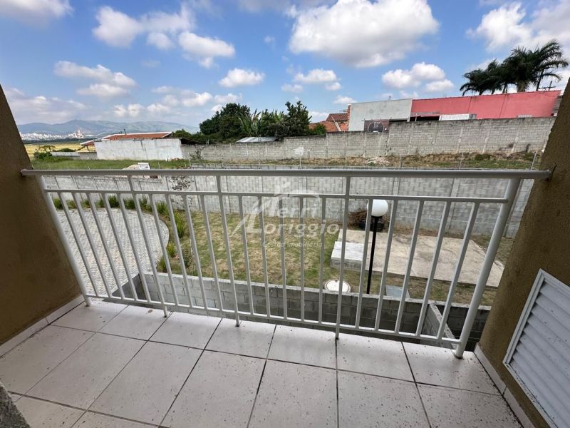 Casa com 2 quartos e 2 banheiros para alugar no bairro Santa Luzia, Guaratingueta