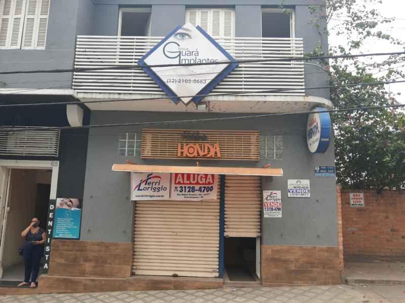 Ponto Comercial com 6 banheiros e 224m² para alugar no bairro Centro, Guaratingueta