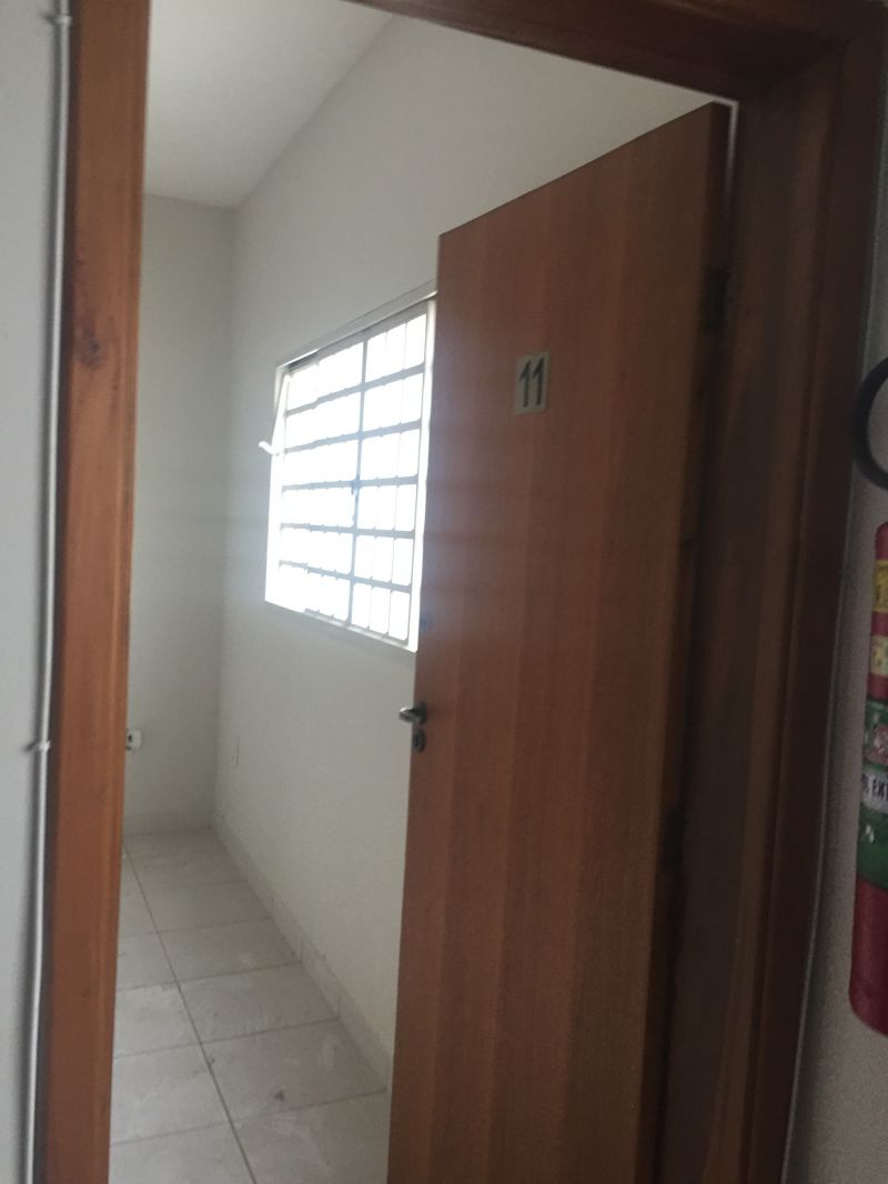 Apartamento com 2 quartos e 1 banheiro para alugar no bairro Jardim Bela Vista, Guaratingueta