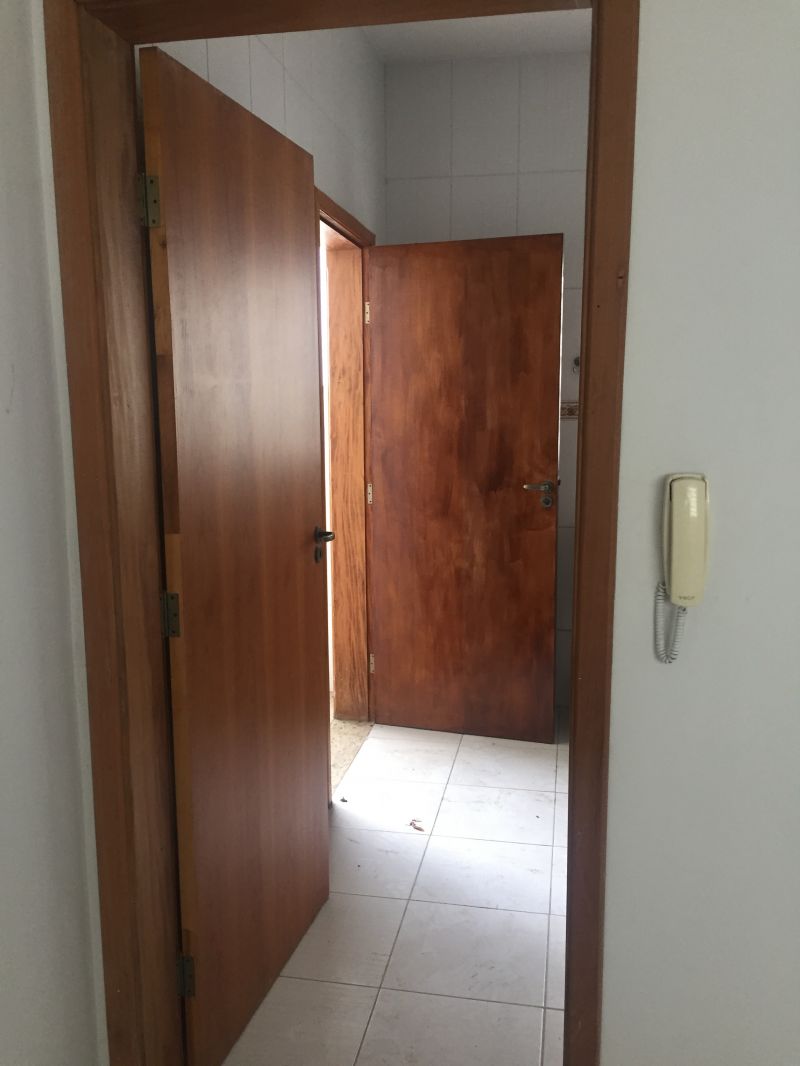 Apartamento com 2 quartos e 1 banheiro para alugar no bairro Jardim Bela Vista, Guaratingueta