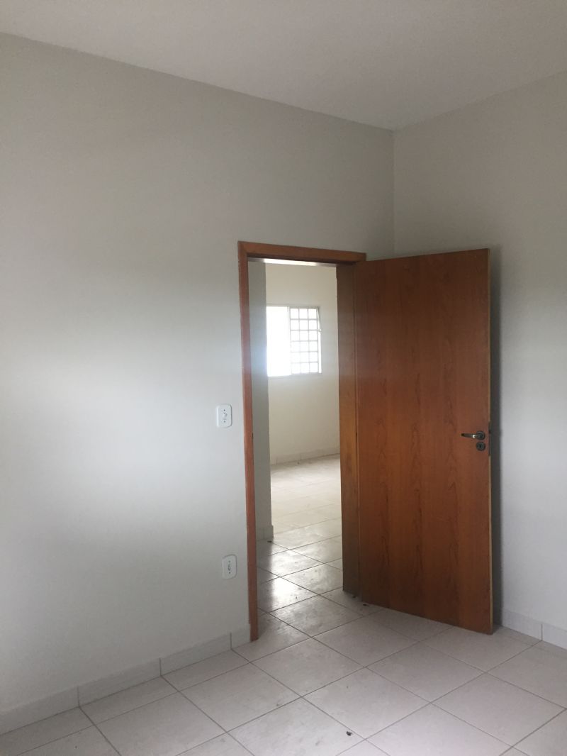 Apartamento com 2 quartos e 1 banheiro para alugar no bairro Jardim Bela Vista, Guaratingueta