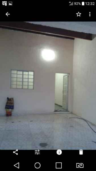 Casa com 2 quartos, 1 banheiro e 75m² para alugar no bairro Campinho, Guaratingueta