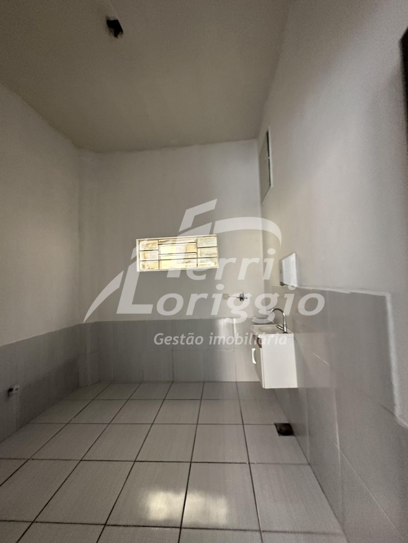 Ponto Comercial com 50m² para alugar no bairro Centro, Guaratingueta