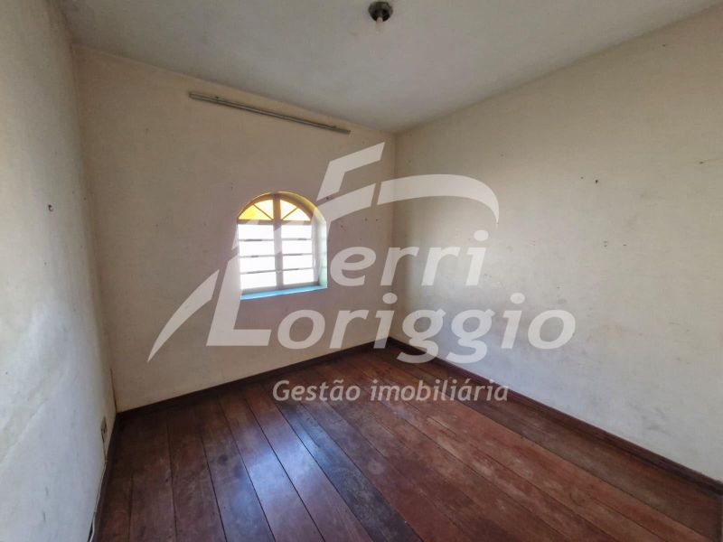 Casa com 3 quartos e 3 banheiros à venda no bairro Campo do Galvao, Guaratingueta