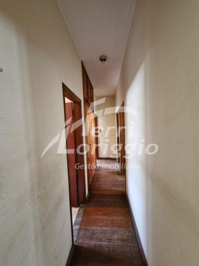 Casa com 3 quartos e 3 banheiros à venda no bairro Campo do Galvao, Guaratingueta