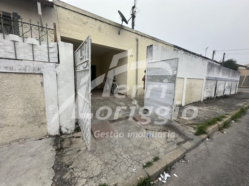 Casa com 2 quartos e 1 banheiro à venda no bairro Pedregulho, Guaratingueta