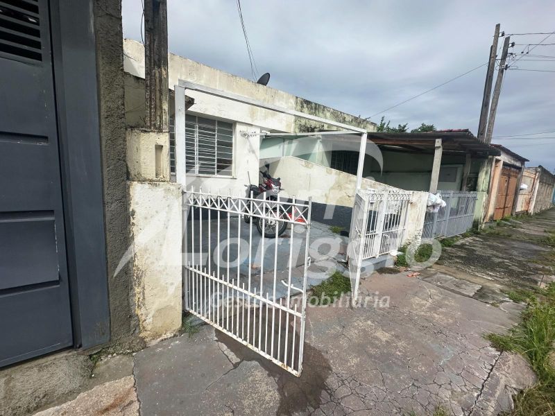 Casa com 2 quartos e 1 banheiro à venda no bairro Pedregulho, Guaratingueta