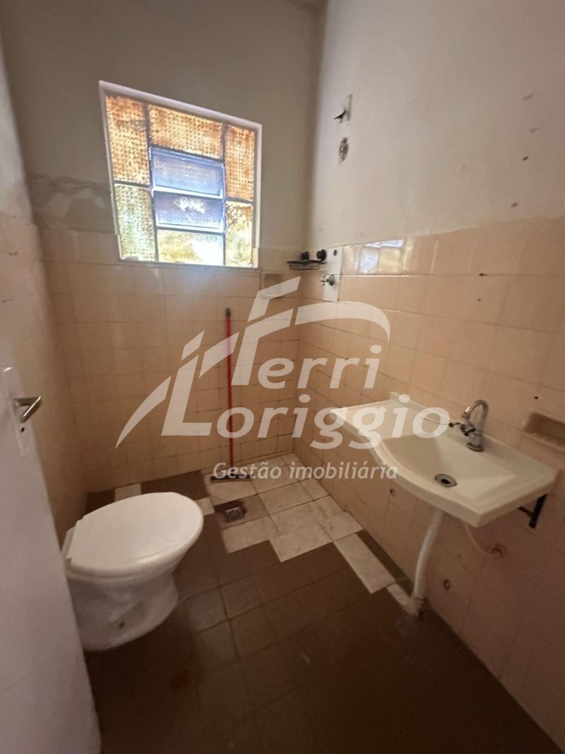 Casa com 2 quartos e 1 banheiro à venda no bairro Pedregulho, Guaratingueta