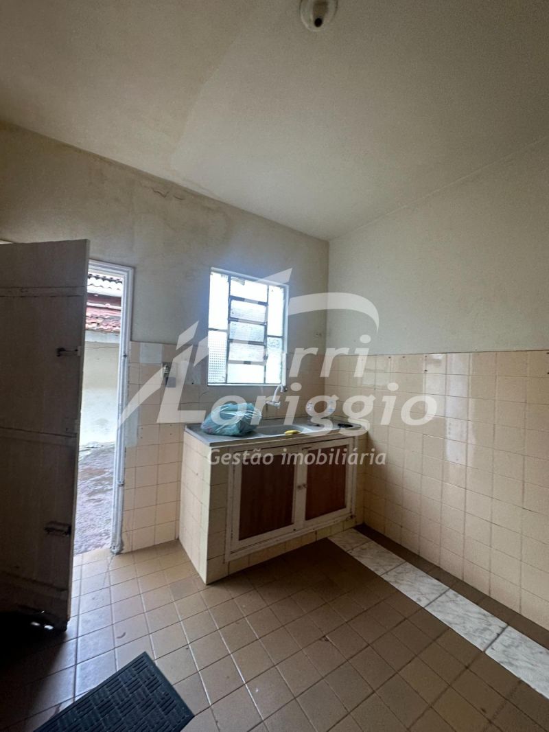 Casa com 2 quartos e 1 banheiro à venda no bairro Pedregulho, Guaratingueta