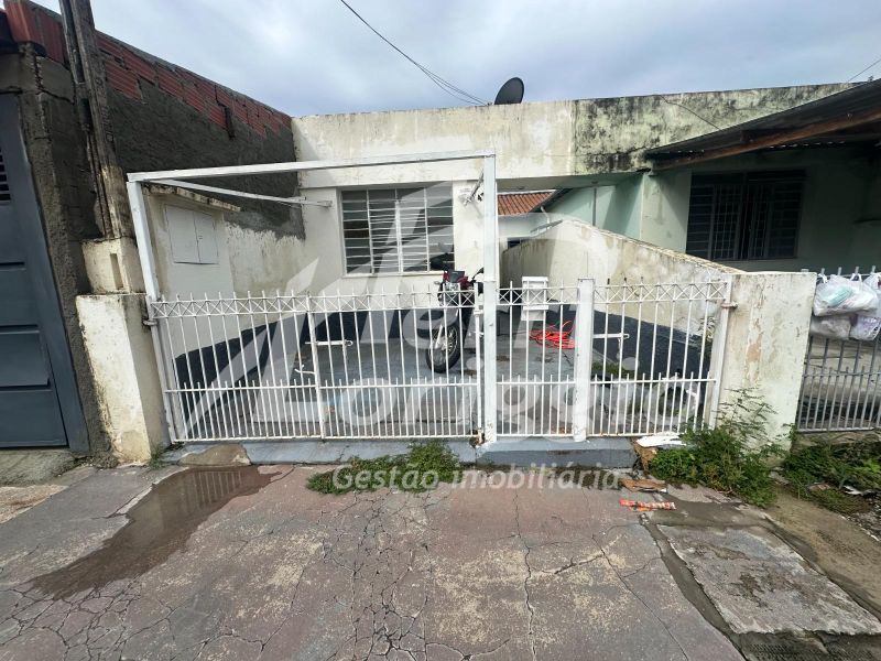 Casa com 2 quartos e 1 banheiro à venda no bairro Pedregulho, Guaratingueta