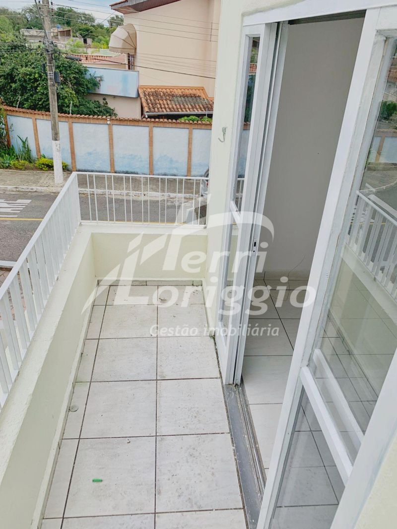 Casa com 182m² para alugar no bairro Pedregulho, Guaratingueta