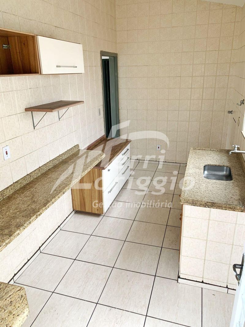 Casa com 182m² para alugar no bairro Pedregulho, Guaratingueta