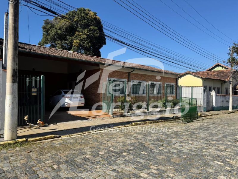 Casa com 3 quartos e 3 banheiros à venda no bairro Pedregulho, Guaratingueta