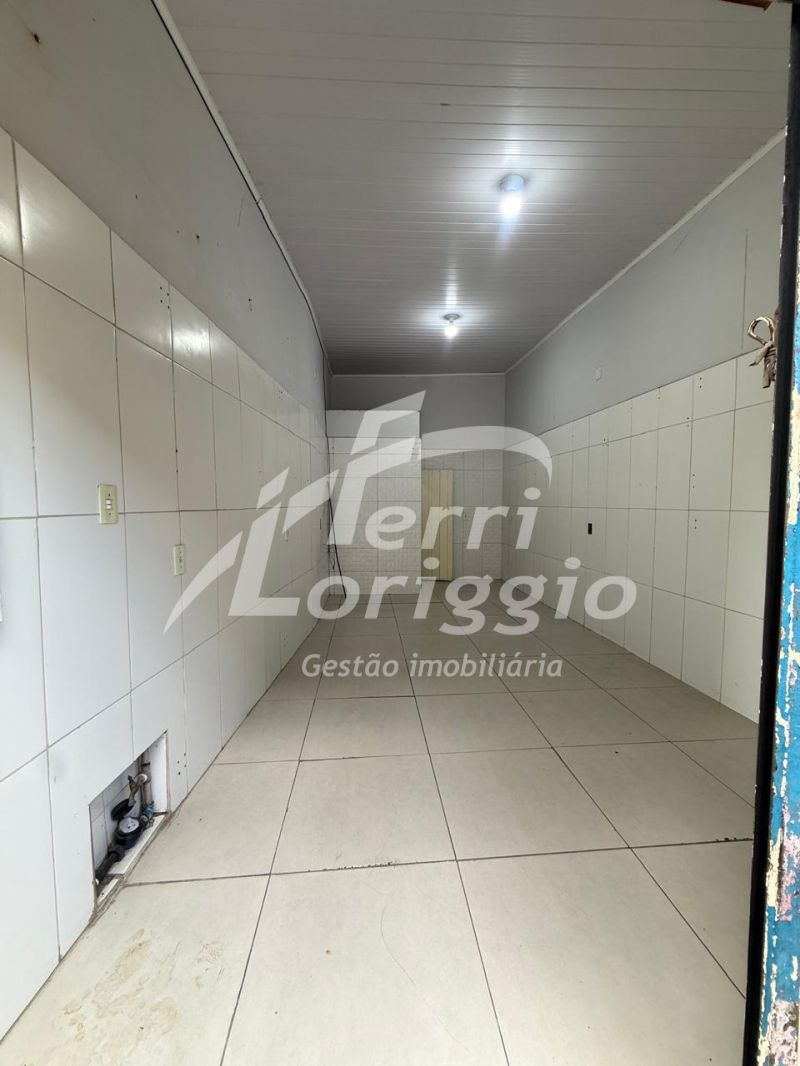 Ponto Comercial com 1 banheiro para alugar no bairro Centro, Guaratingueta