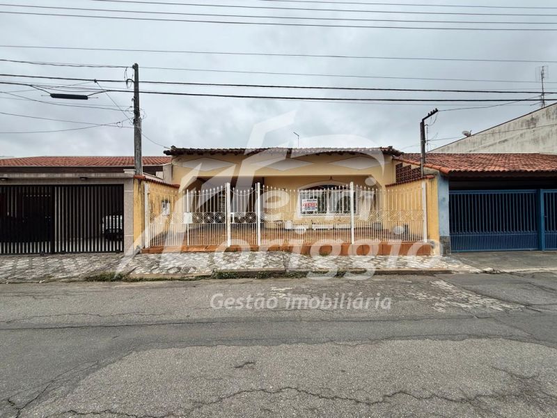 Casa com 3 quartos e 2 banheiros à venda no bairro Pedregulho, Guaratingueta