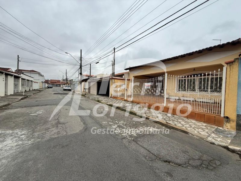Casa com 3 quartos e 2 banheiros à venda no bairro Pedregulho, Guaratingueta
