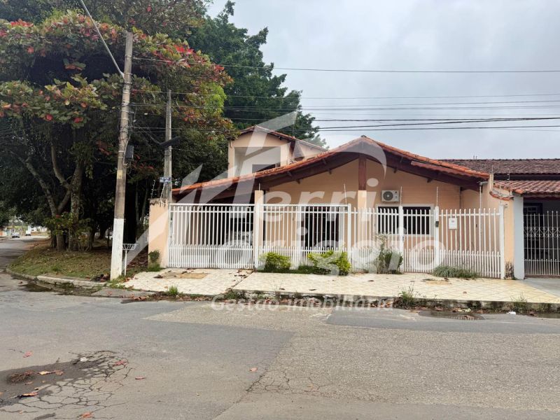 Sobrado Residencial com 3 quartos, 2 banheiros e 275m² à venda no bairro Jardim Rony, Guaratingueta