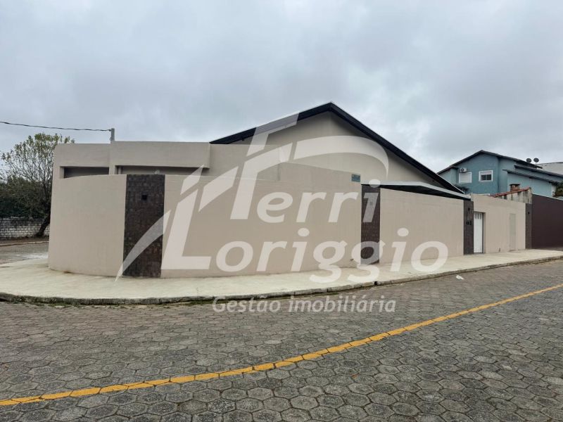 Kitnet com 1 quarto e 1 banheiro para alugar no bairro Jardim Bela Vista, Guaratingueta