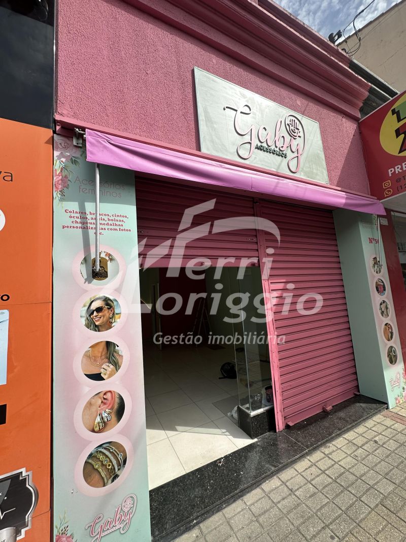 Ponto Comercial com 1 banheiro e 72m² para alugar no bairro Centro, Guaratingueta