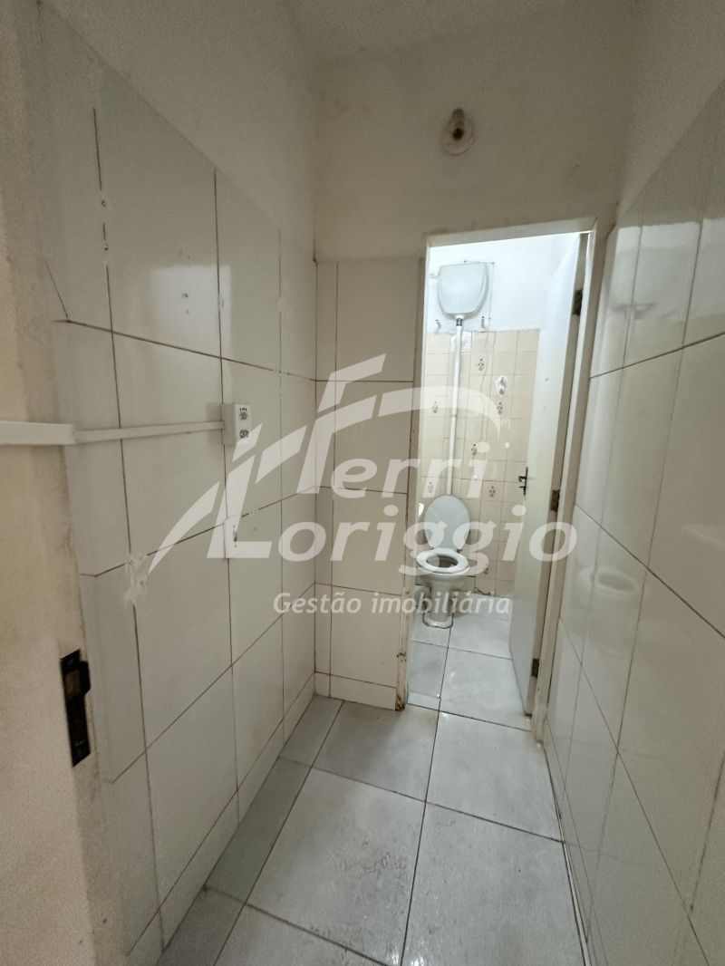 Ponto Comercial com 1 banheiro e 72m² para alugar no bairro Centro, Guaratingueta
