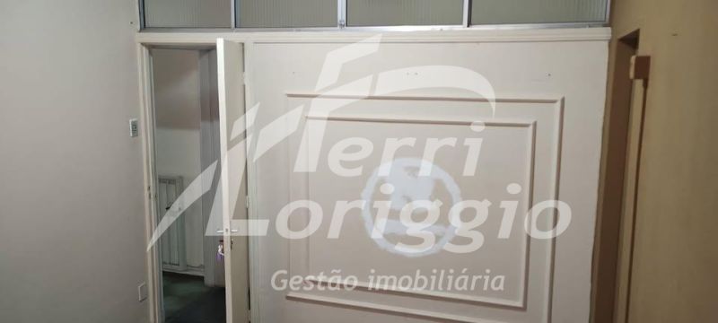 Sala com 1 banheiro e 16m² para alugar no bairro Centro, Guaratingueta