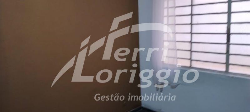 Sala com 1 banheiro e 16m² para alugar no bairro Centro, Guaratingueta