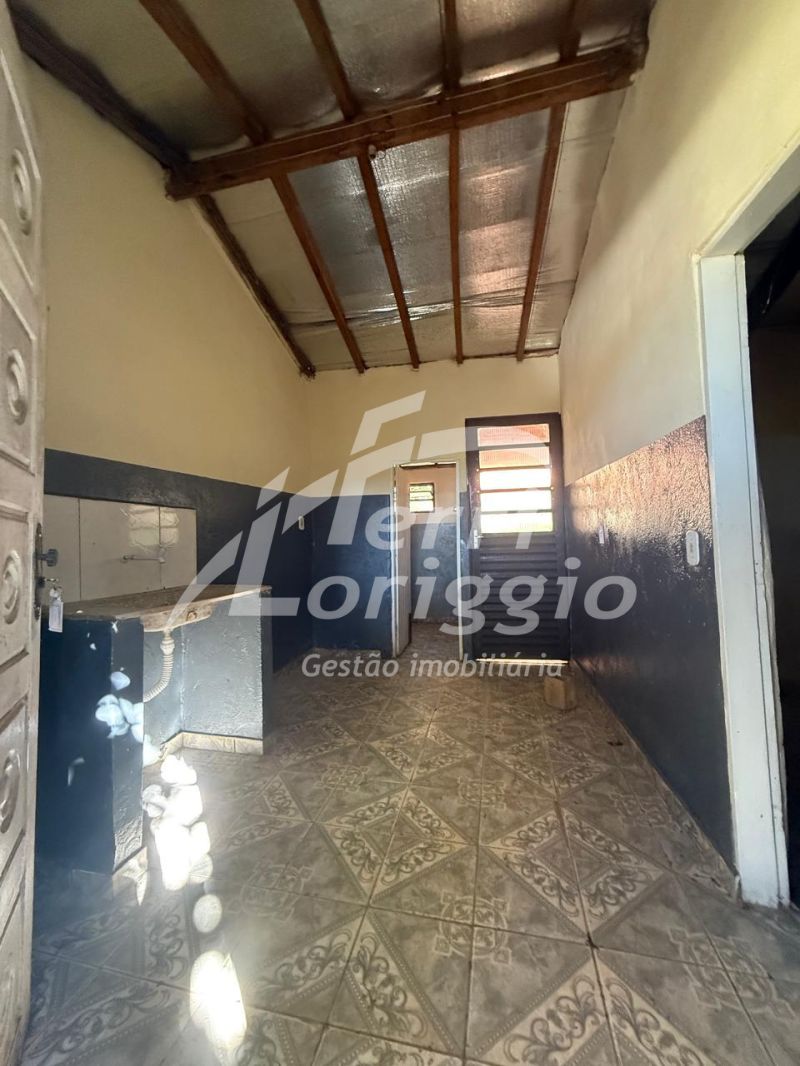 Casa com 1 quarto e 1 banheiro para alugar no bairro Pedreira, Guaratingueta