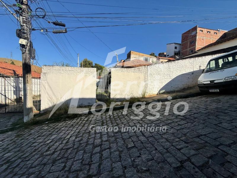 Casa com 2 quartos e 1 banheiro para alugar no bairro Pedreira, Guaratingueta