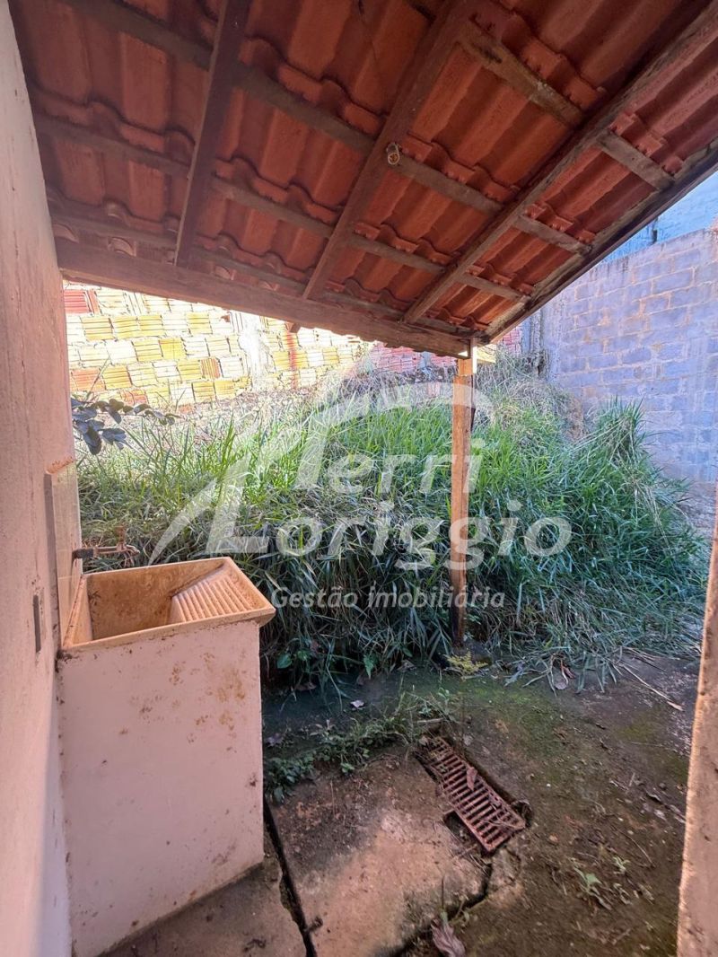 Casa com 2 quartos e 1 banheiro para alugar no bairro Pedreira, Guaratingueta