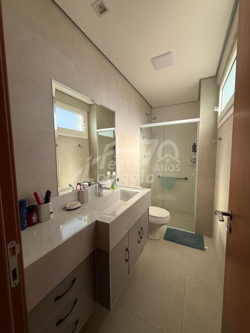 Apartamento com 3 quartos, 2 banheiros e 140m² à venda no bairro Vila Paraiba, Guaratingueta
