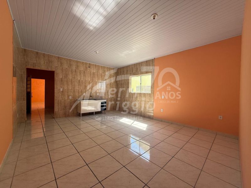 Apartamento com 2 quartos e 1 banheiro para alugar no bairro Parque Sao Francisco, Guaratingueta