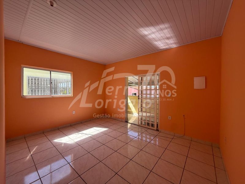 Apartamento com 2 quartos e 1 banheiro para alugar no bairro Parque Sao Francisco, Guaratingueta