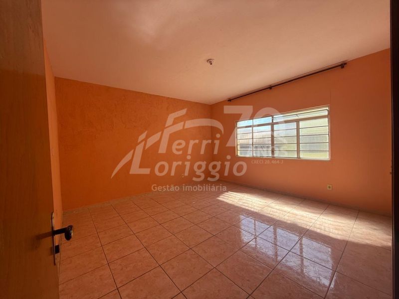Apartamento com 2 quartos e 1 banheiro para alugar no bairro Parque Sao Francisco, Guaratingueta