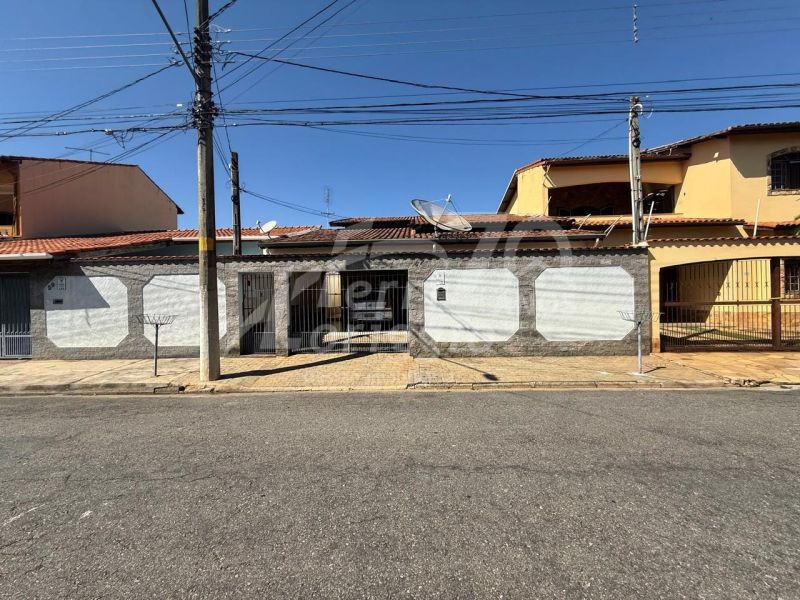 Casa com 3 quartos, 2 banheiros e 187m² à venda no bairro Parque das Arvores, Guaratingueta