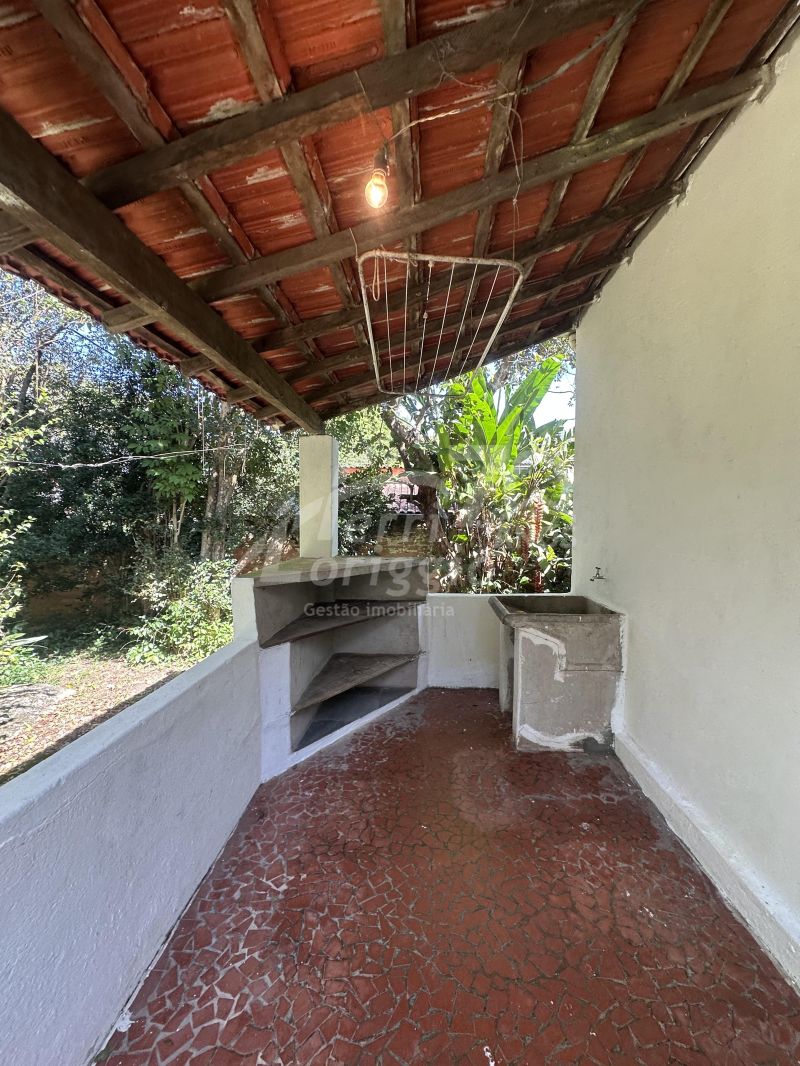 Casa com 5 quartos, 2 banheiros e 282m² para alugar no bairro Sao Manoel, Guaratingueta