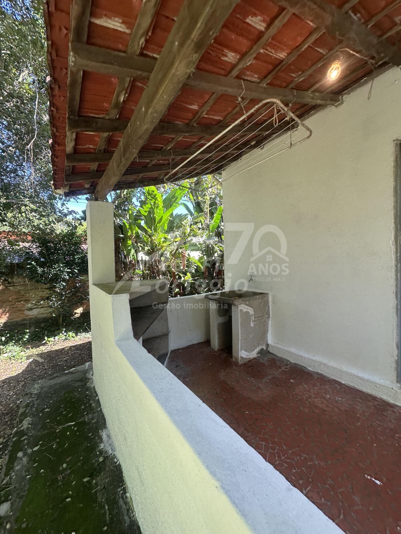 Casa com 5 quartos, 2 banheiros e 282m² para alugar no bairro Sao Manoel, Guaratingueta