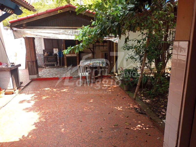 Casa com 3 quartos, 2 banheiros e 150m² à venda no bairro Pedregulho, Guaratingueta