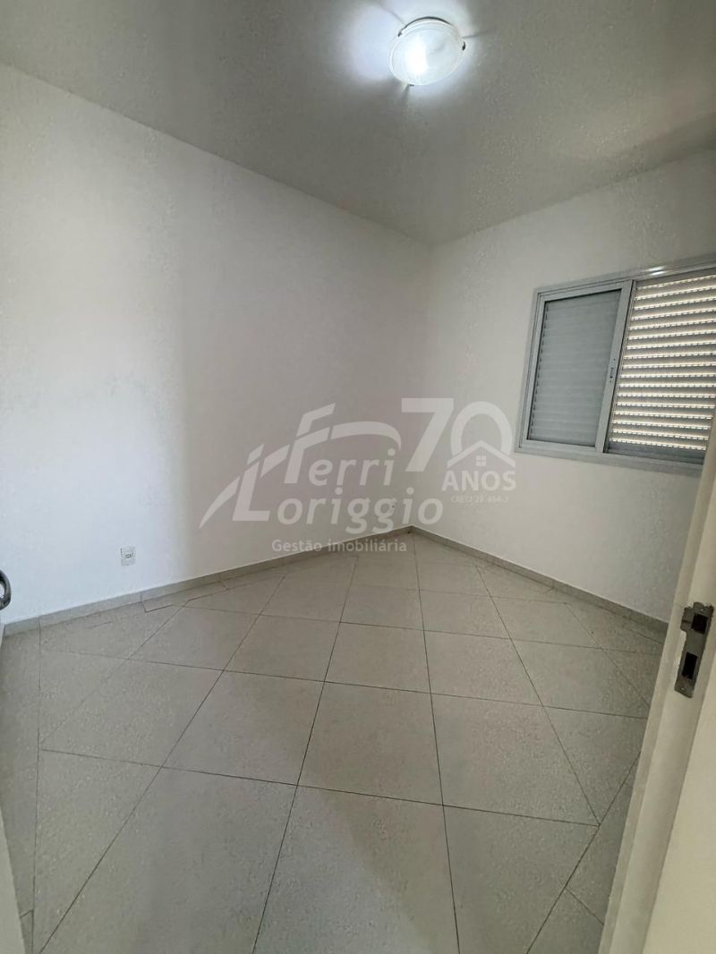 Apartamento com 3 quartos e 2 banheiros para alugar no bairro Vila Paraiba, Guaratingueta