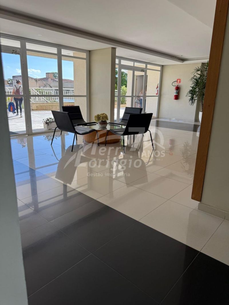 Apartamento com 3 quartos e 2 banheiros para alugar no bairro Vila Paraiba, Guaratingueta