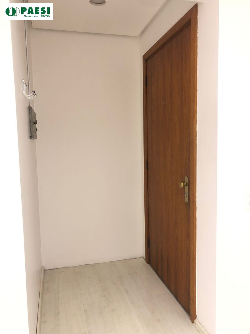 Conjunto com 1 banheiro e 40m² para alugar no bairro Sao Joao, Porto Alegre