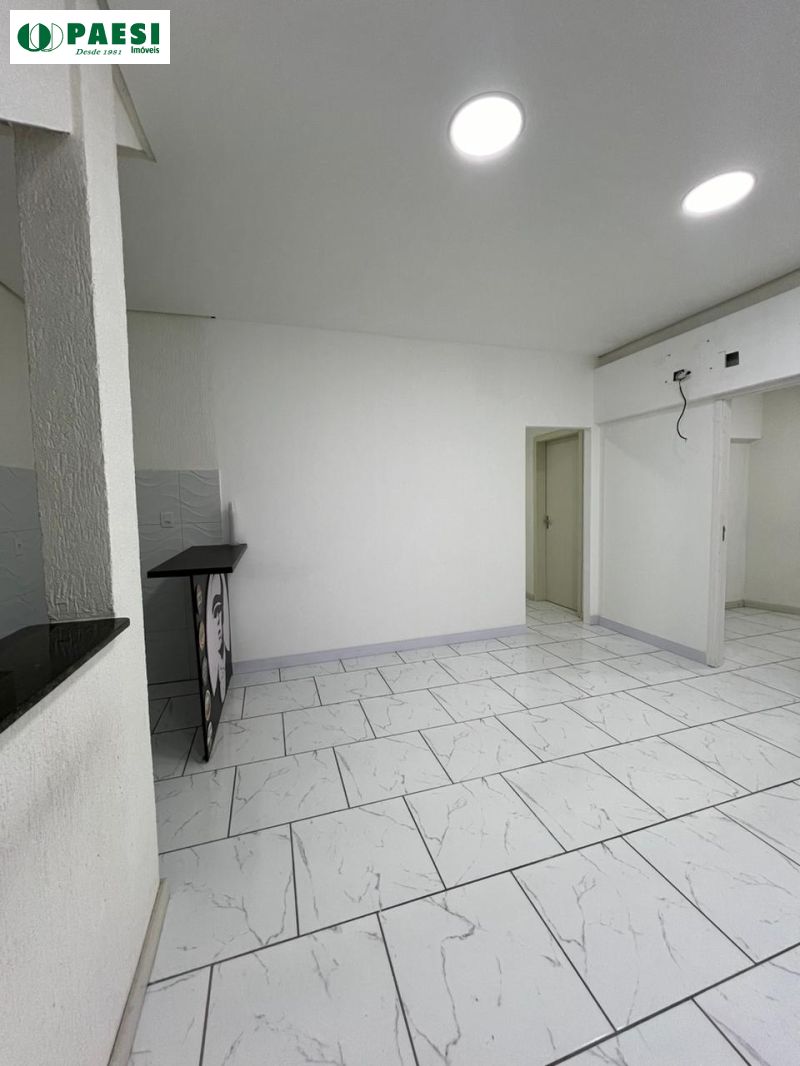 Casa Comercial com 6 quartos, 2 banheiros e 96m² para alugar no bairro Higienopolis, Porto Alegre