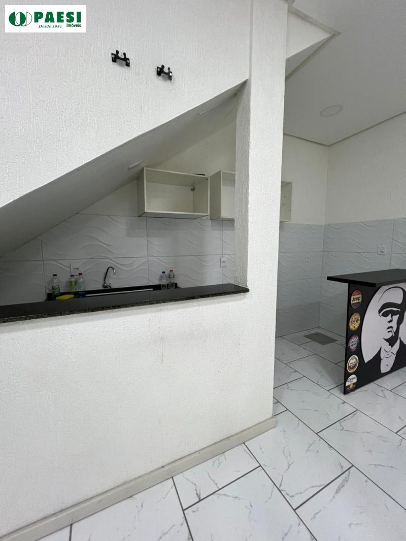 Casa Comercial com 6 quartos, 2 banheiros e 96m² para alugar no bairro Higienopolis, Porto Alegre