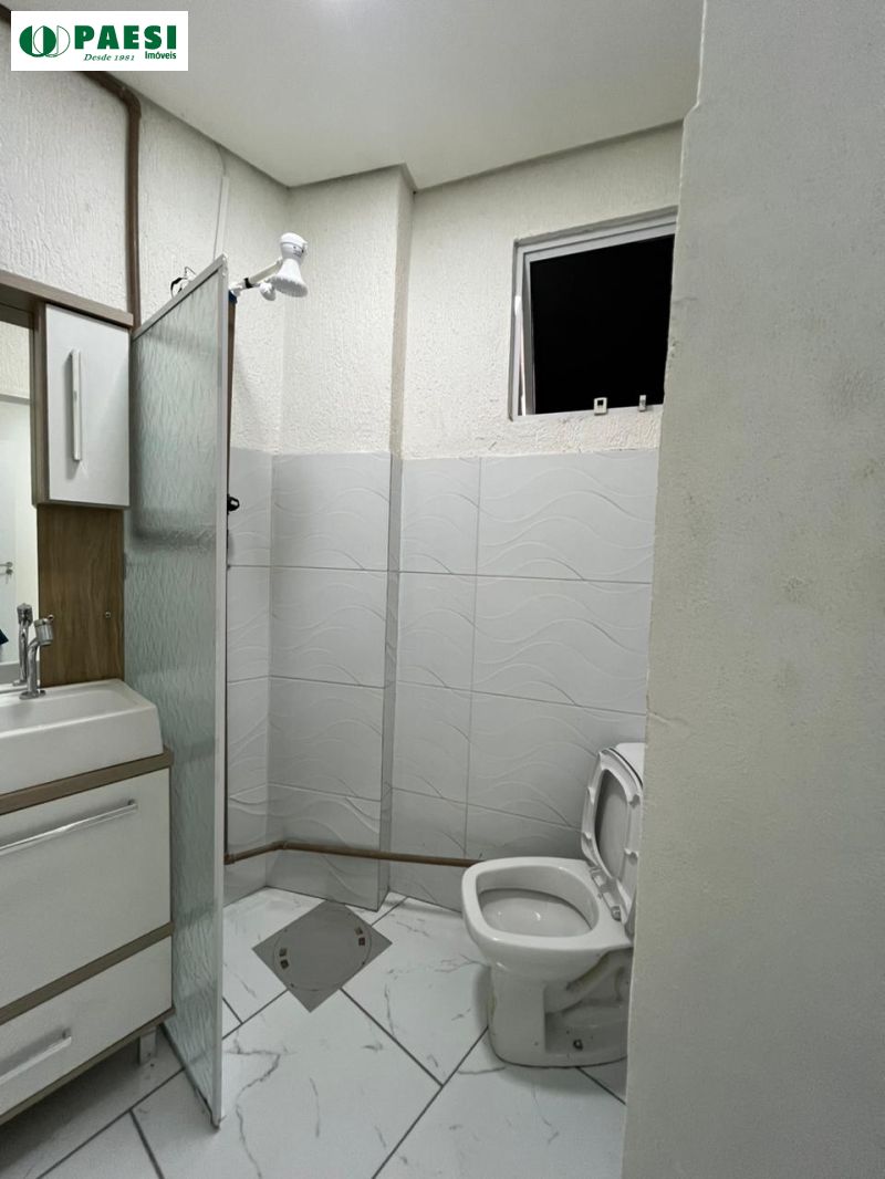 Casa Comercial com 6 quartos, 2 banheiros e 96m² para alugar no bairro Higienopolis, Porto Alegre
