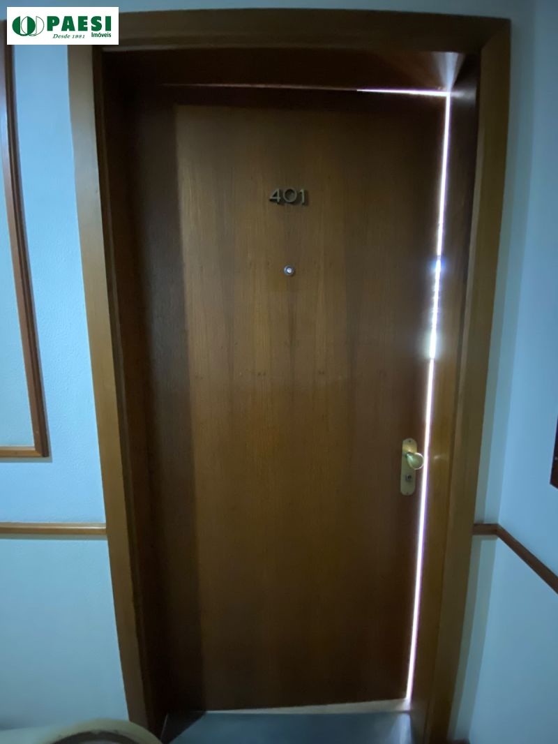 Conjunto com 1 banheiro e 40m² para alugar no bairro Sao Joao, Porto Alegre