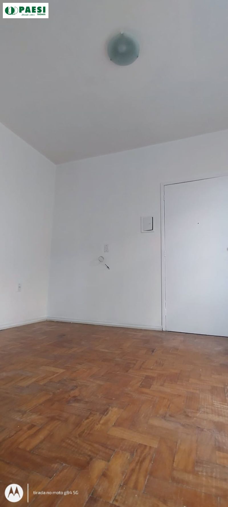 Kit / JK com 1 quarto, 1 banheiro e 35m² para alugar no bairro Menino Deus, Porto Alegre