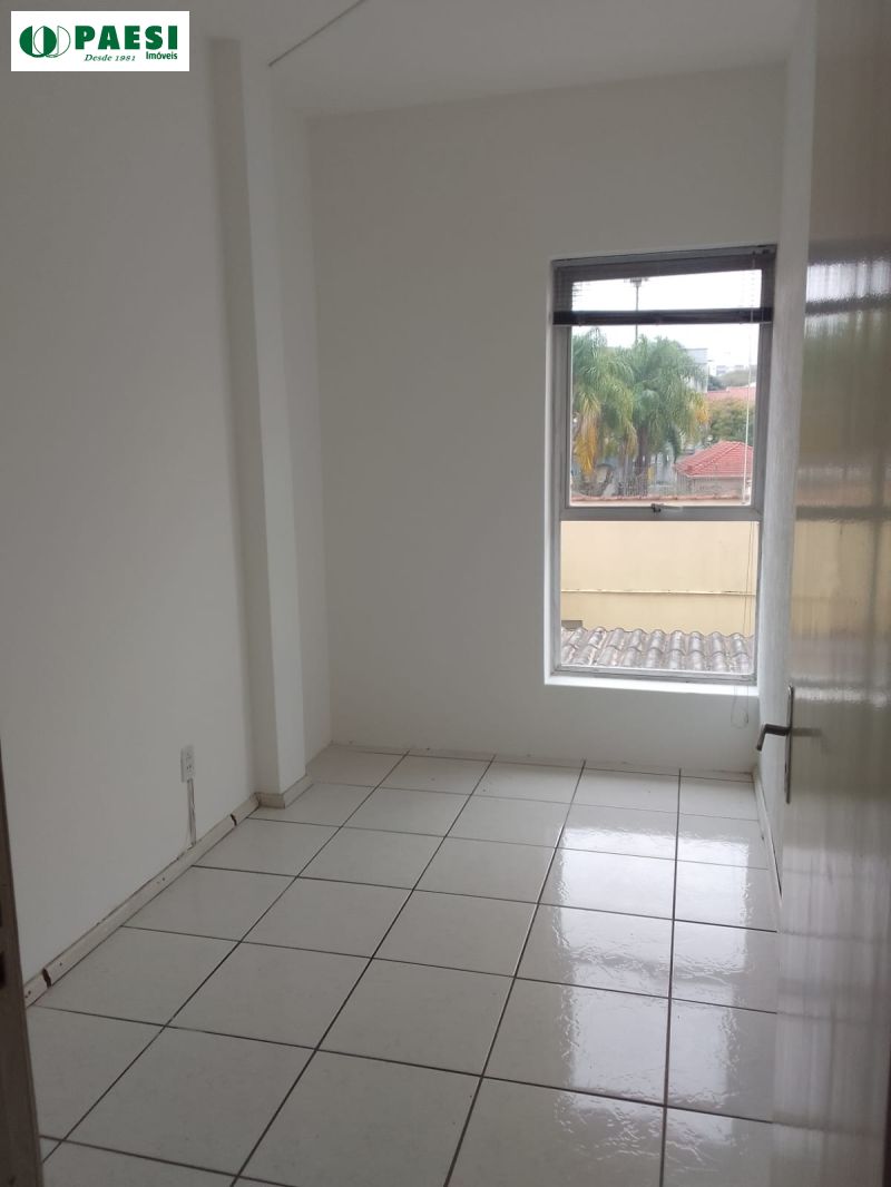 Conjunto com 1 banheiro e 58m² para alugar no bairro Sao Joao, Porto Alegre
