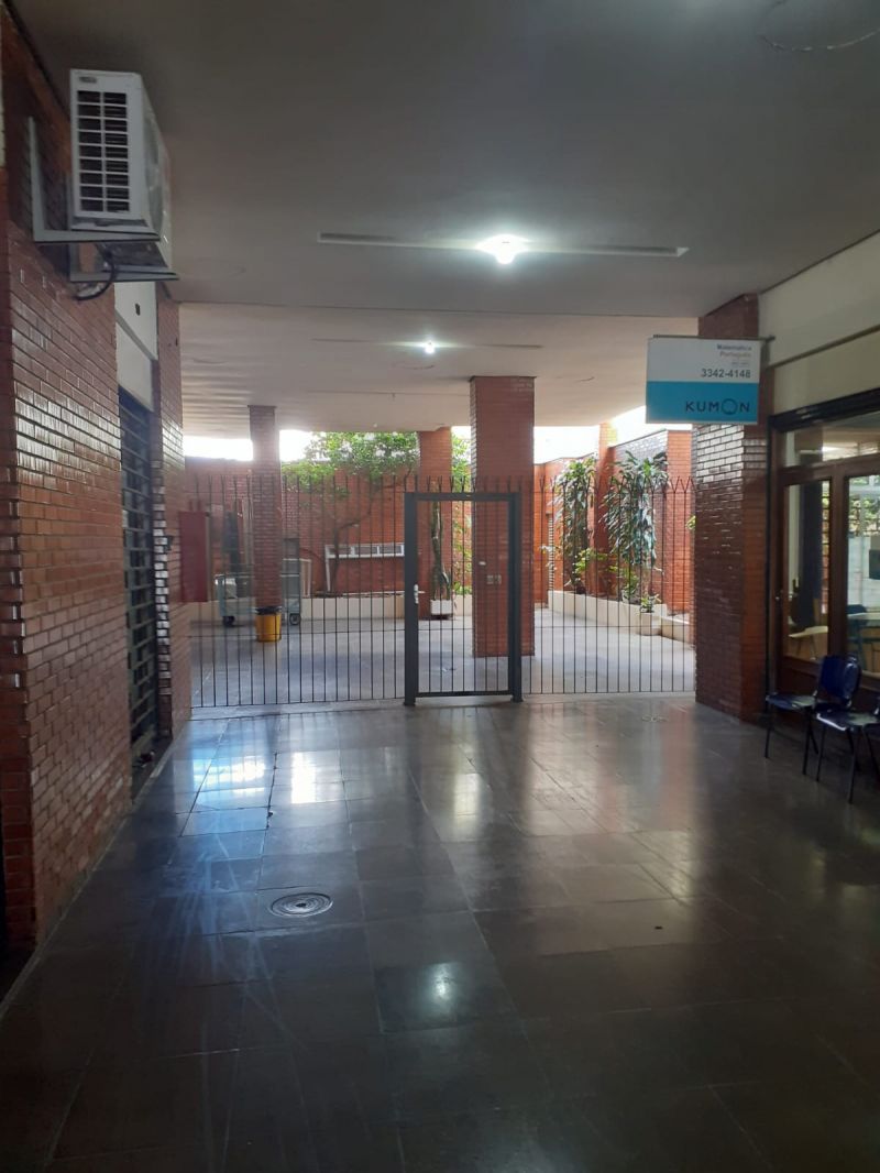 Loja com 40m² para alugar no bairro Sao Joao, Porto Alegre