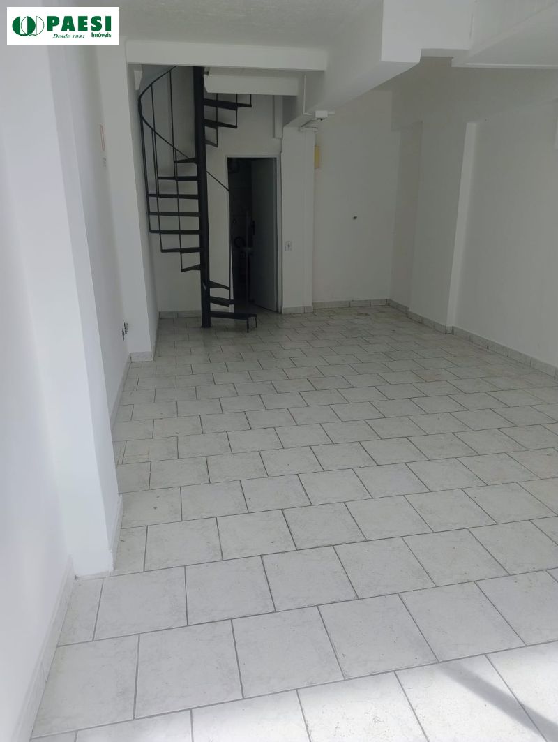 Loja com 1 banheiro e 30m² para alugar no bairro Sao Joao, Porto Alegre