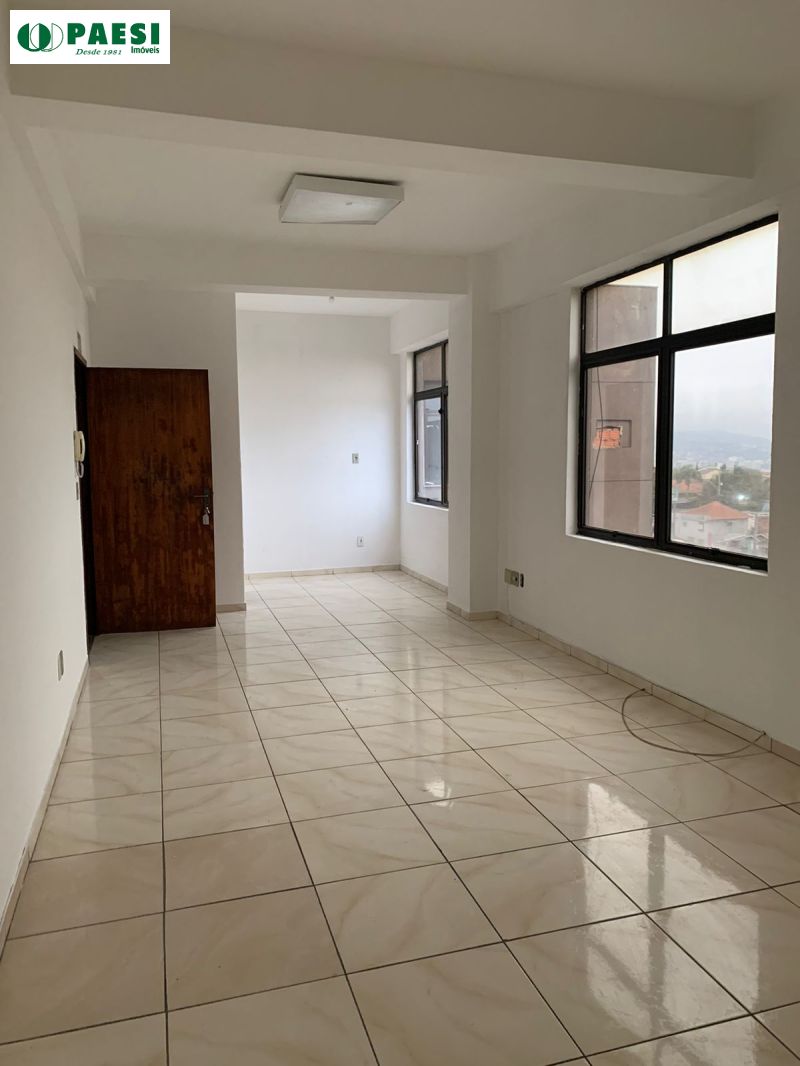 Conjunto com 1 banheiro e 30m² para alugar no bairro Alto Petropolis, Porto Alegre